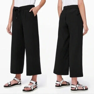 Lululemon On The Fly Wide Leg 7/8 Pant Woven Black 8